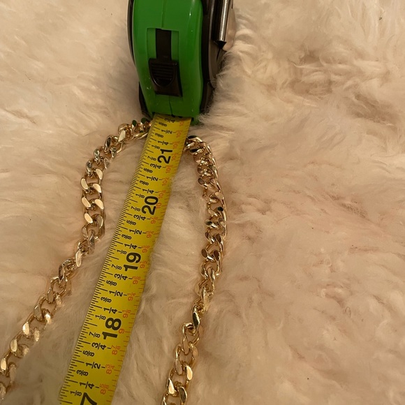 Lilly Pulitzer Weston Crossbody - Picture 5 of 13